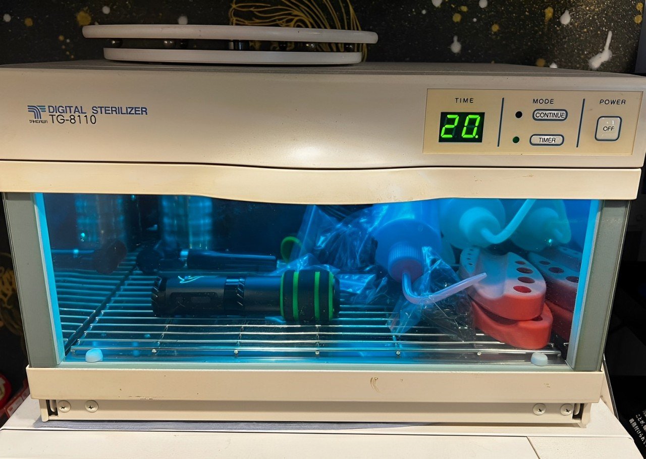 殺菌線消毒保管庫